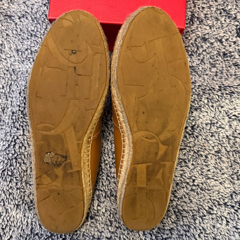 Carolina Herrera Tan Leather CH Espadrille Flats with Red Lining - Picture 8 of 8